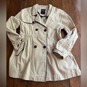 Gap trench coat